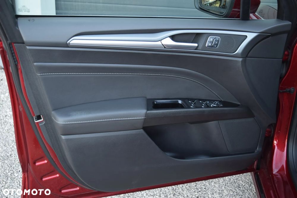 Ford Mondeo 2.0 TDCi STart-Stopp PowerShift-Aut ST-Line - 19