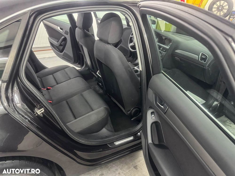 Audi A4 2.0 TDI DPF Attraction - 14