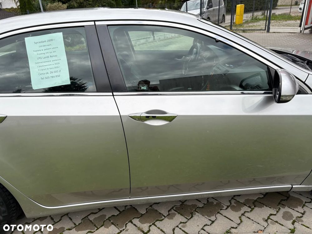 Honda Accord 2.0 Executive Nav - 28