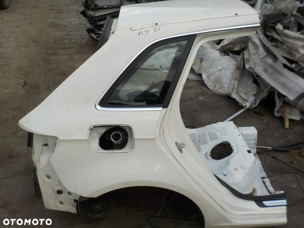 AUDI A3 8V SPORTBACK 5D  BŁOTNIK ĆWIARTKA PRAWA TYŁ - 1
