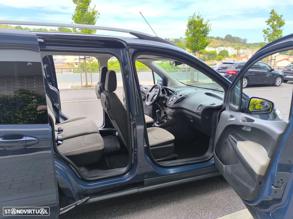 Ford Tourneo Courier 1.0 EcoBoost Titanium - 15