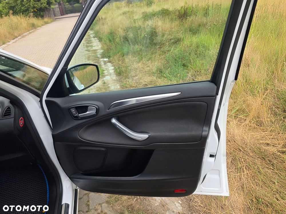 Ford S-Max 2.0 Titanium - 30