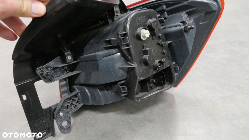 bmw f20 f21 135i 140i lift lampy tył tylne black line 7456502 7456501 - 12