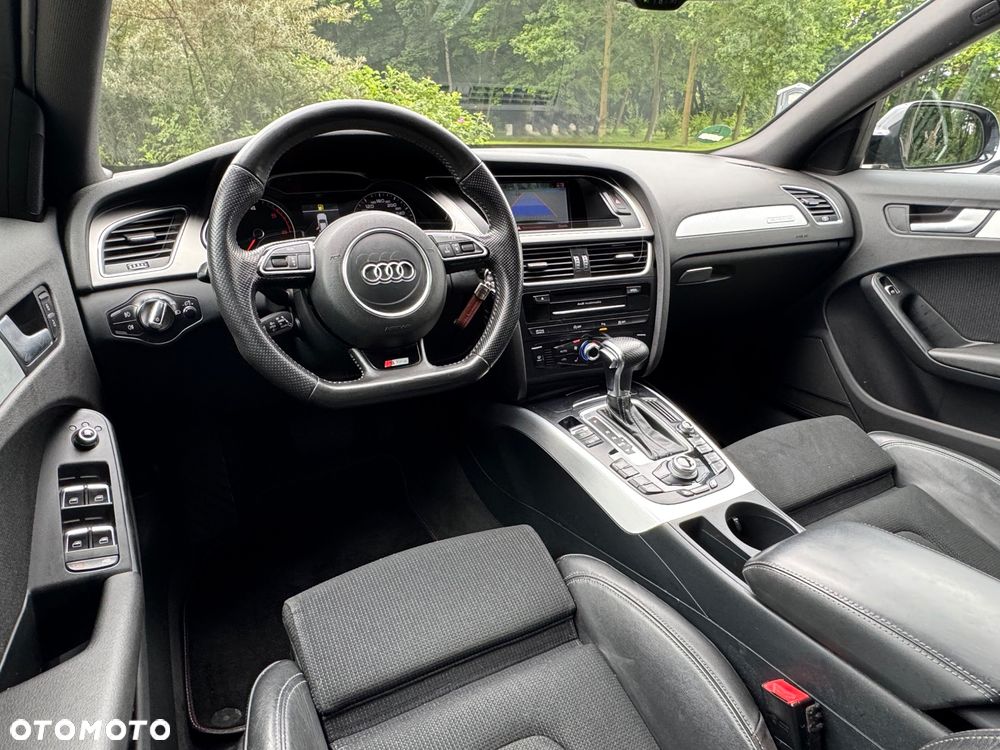 Audi A4 ver-avant-2-0-tdi-dpf-clean-diesel-quattro-s-tronic-s-line-sportpaket - 8