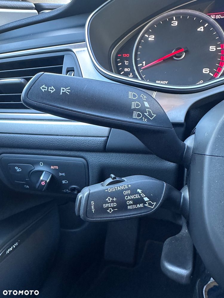 Audi A6 Avant 2.0 TDI quattro S tronic - 33