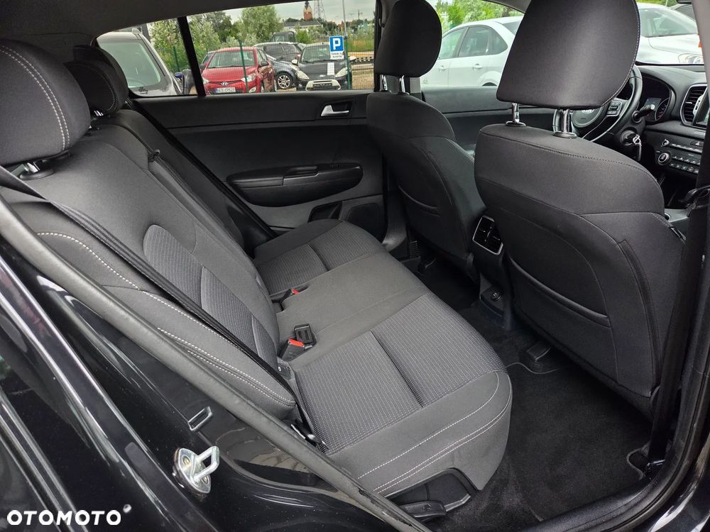 Kia Sportage 1.7 CRDI 2WD ISG Spirit - 10