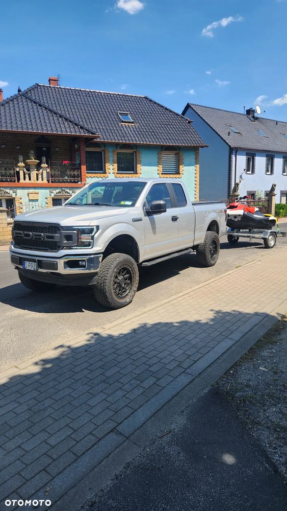 Ford F150 - 1