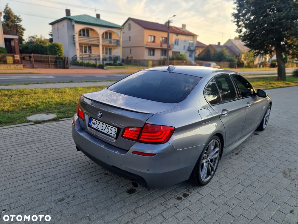 BMW Seria 5 535i xDrive - 8
