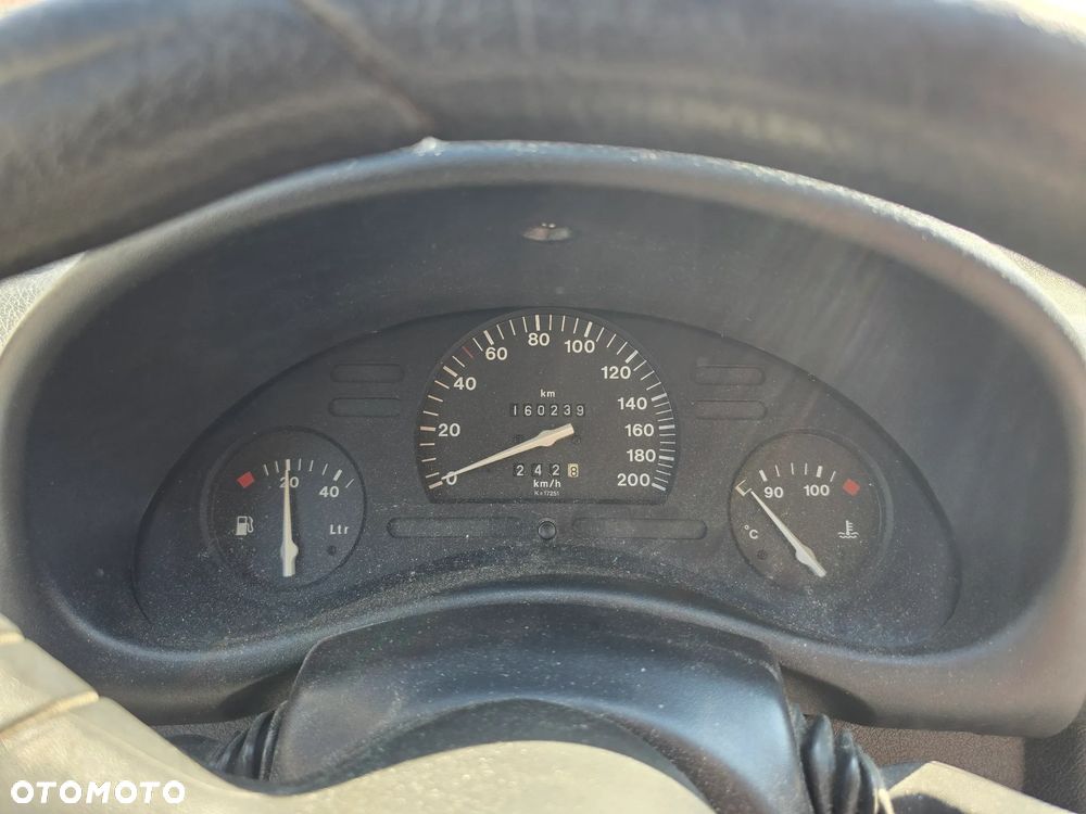 Opel Corsa - 25