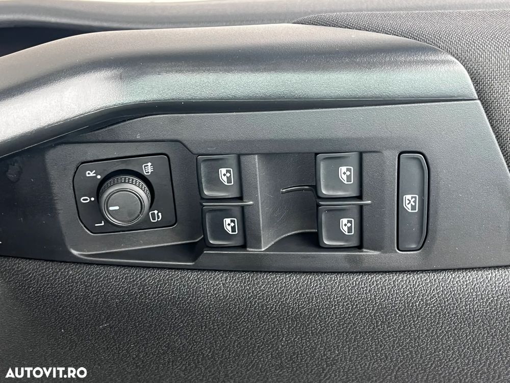 Volkswagen Taigo - 12