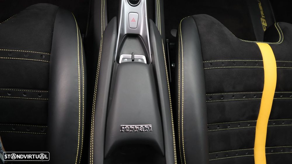 Ferrari F8 Tributo - 22