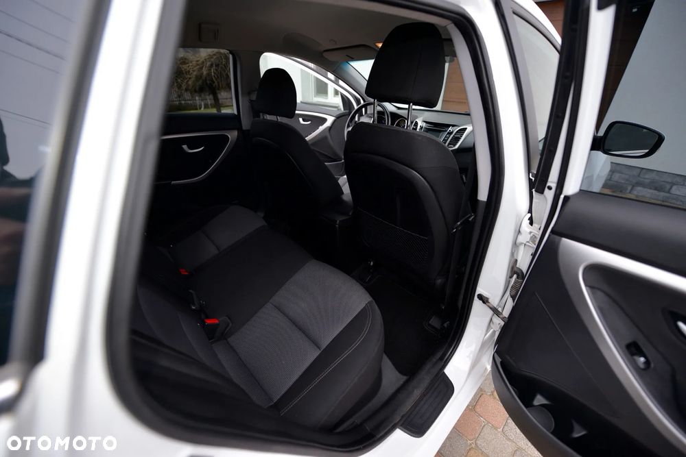 Hyundai i30 1.6 CRDI DCT Premium - 9