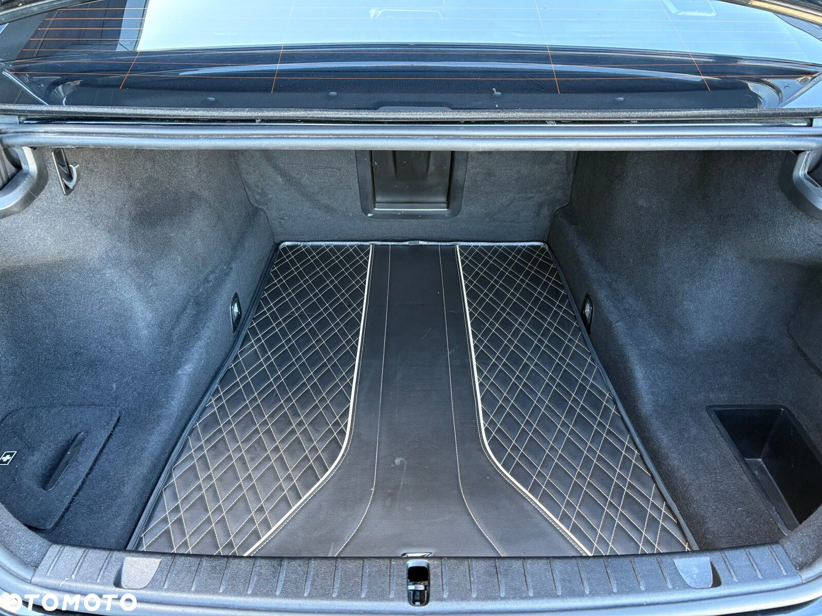BMW Seria 7 730d xDrive - 21
