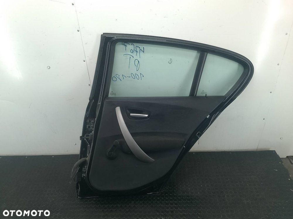 DRZWI TYŁ PRAWY  BMW 1 E87 668/9 HATCHBACK 5D - 5