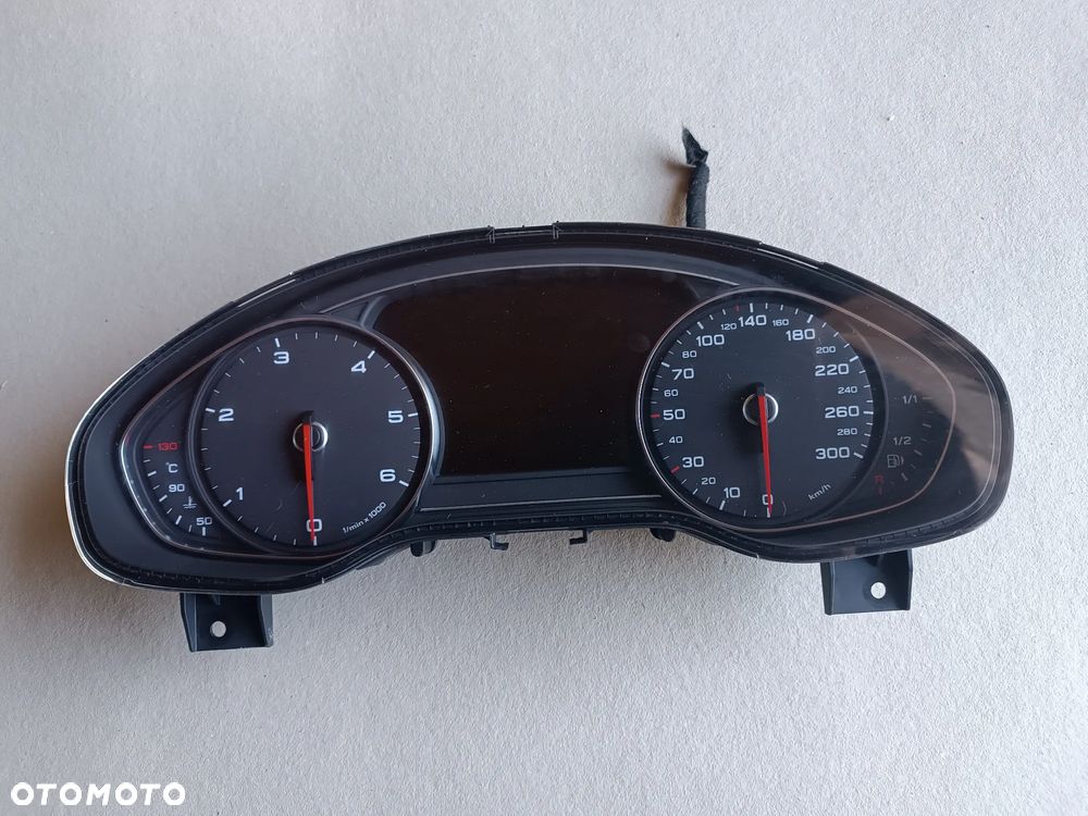 Audi A8  D4 4H 4.2 TDI AUTOMAT  2012 Licznik / Prędkościomierz 4H0920900D - 1