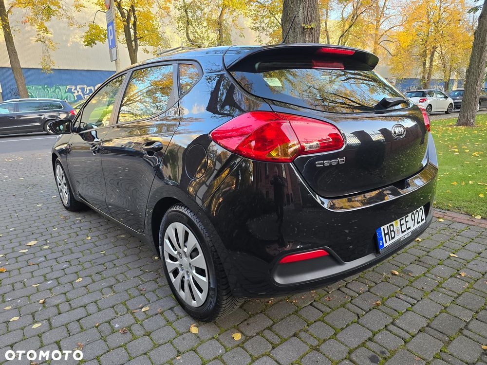 Kia Ceed - 6