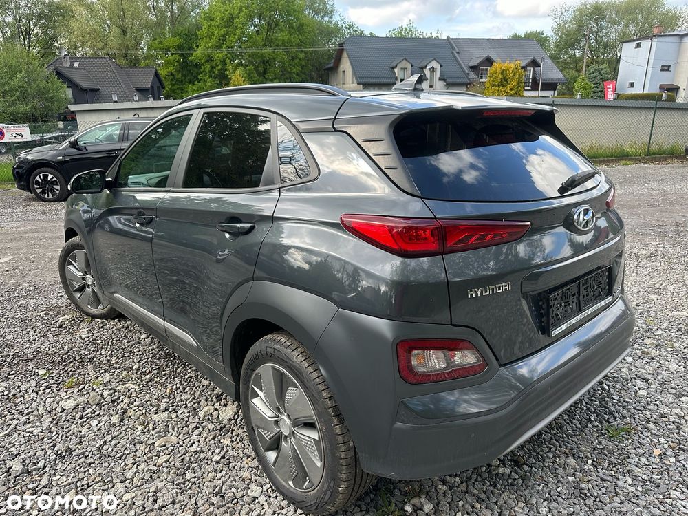 Hyundai Kona - 3