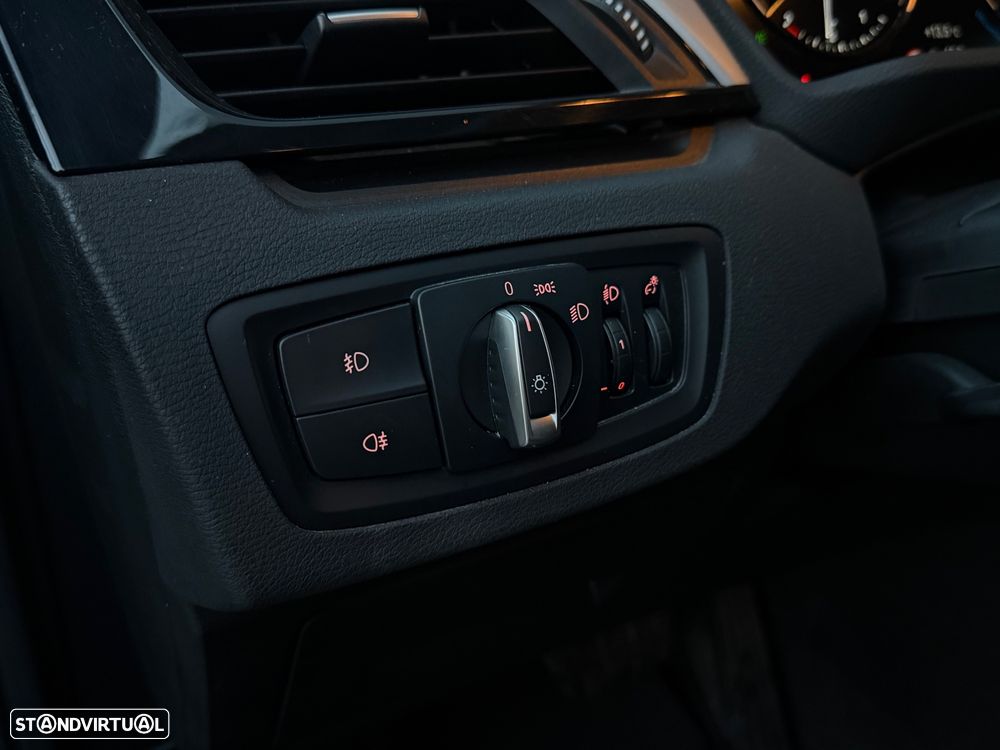 BMW X1 sDrive18i Aut. Advantage - 15