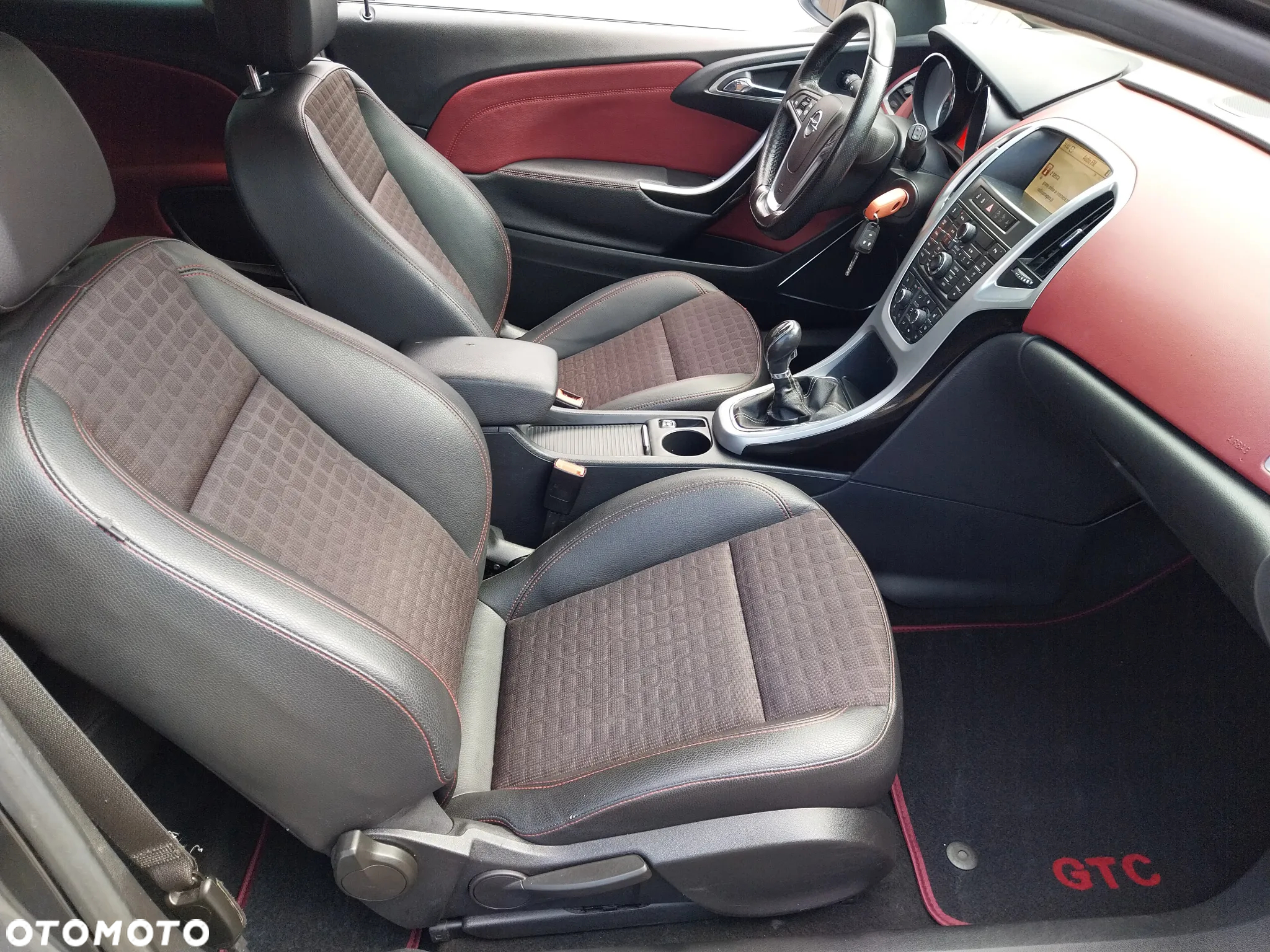Opel Astra GTC 1.4 Turbo - 16