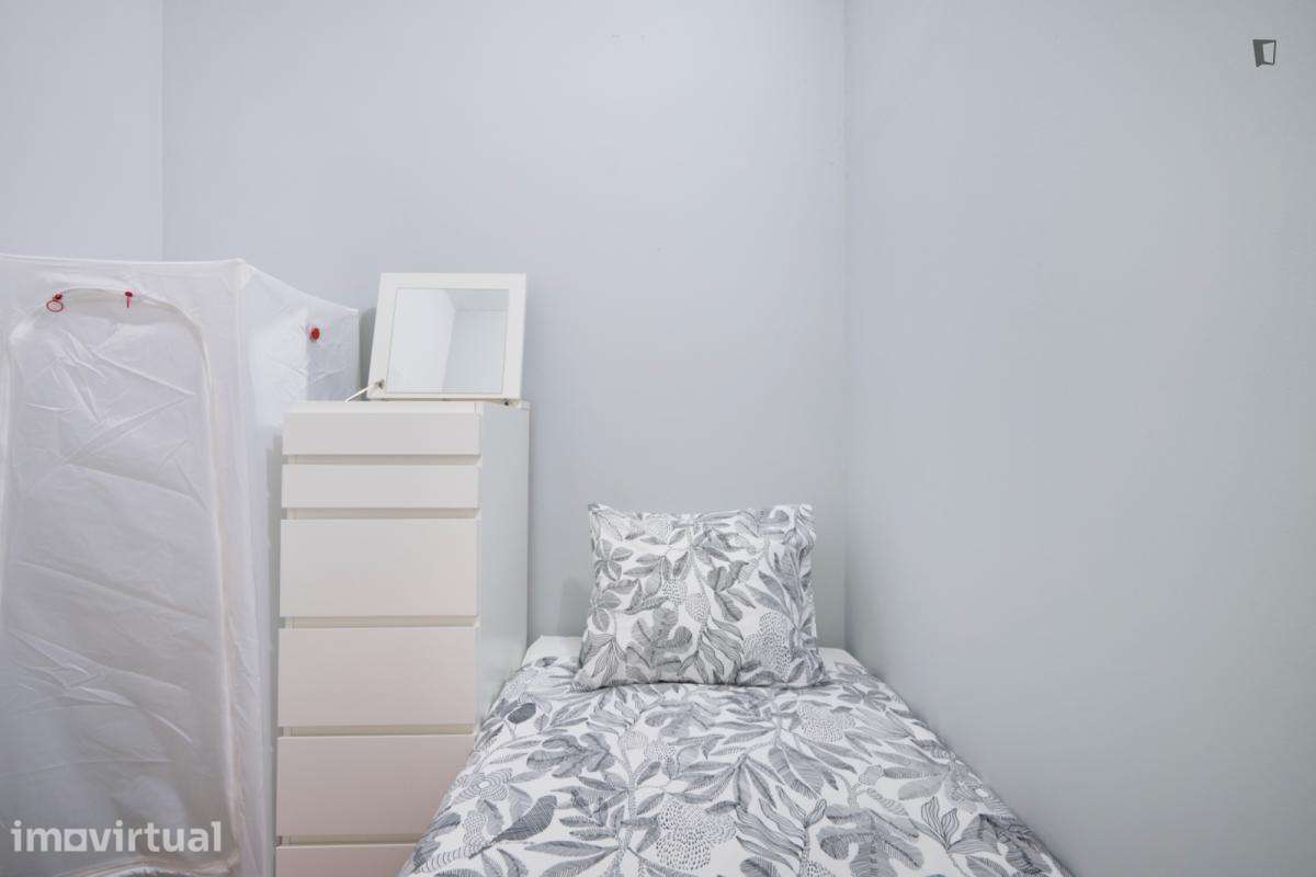 Quarto - localizado em Saldanha Lisbon - Grande imagem: 3/45