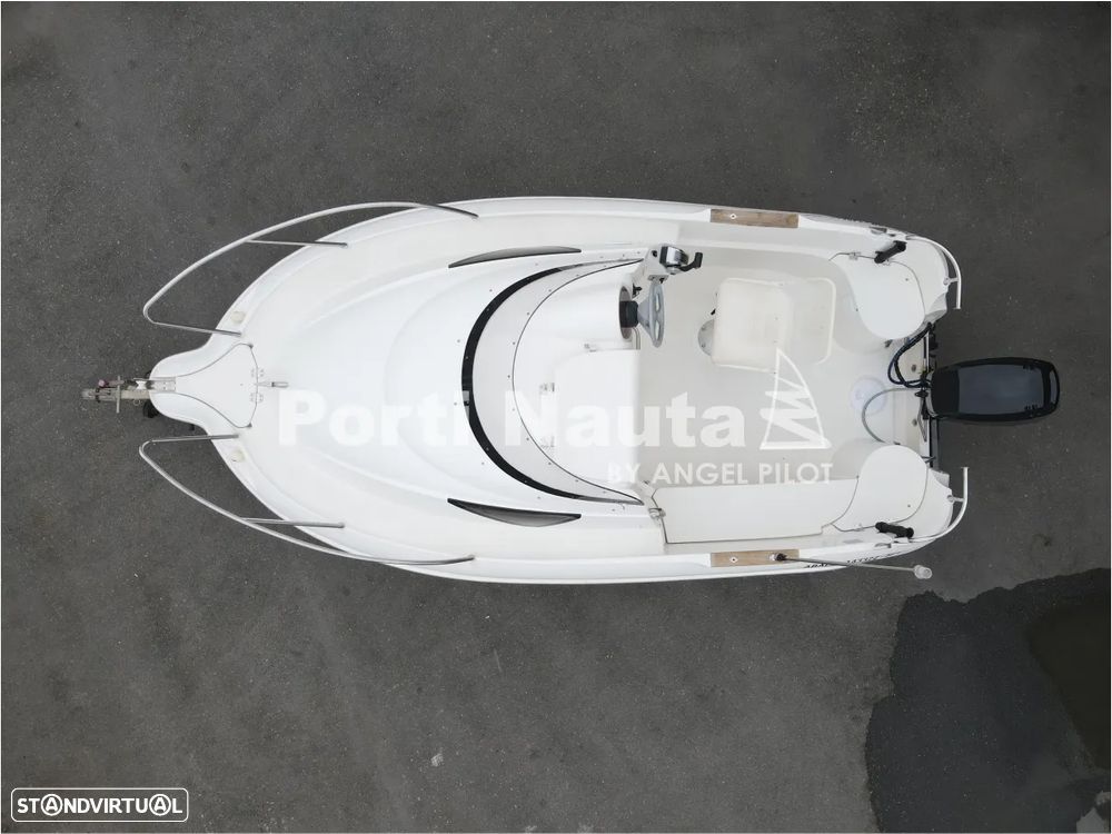 Quicksilver 460 Cruiser - 9