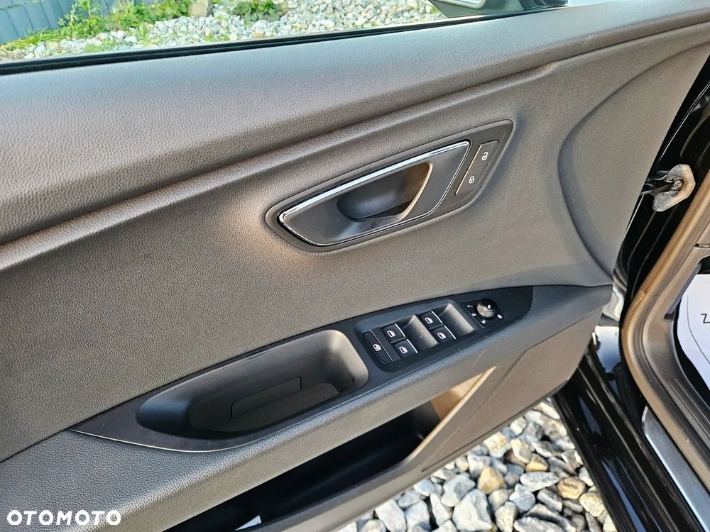 Seat Leon ST 2.0 TDI Start&Stop DSG FR - 32