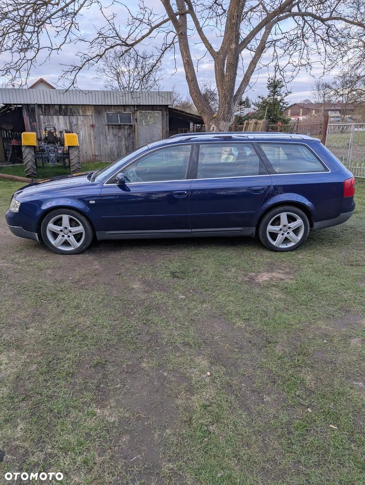 Audi A6 Avant 2.8 30V - 17