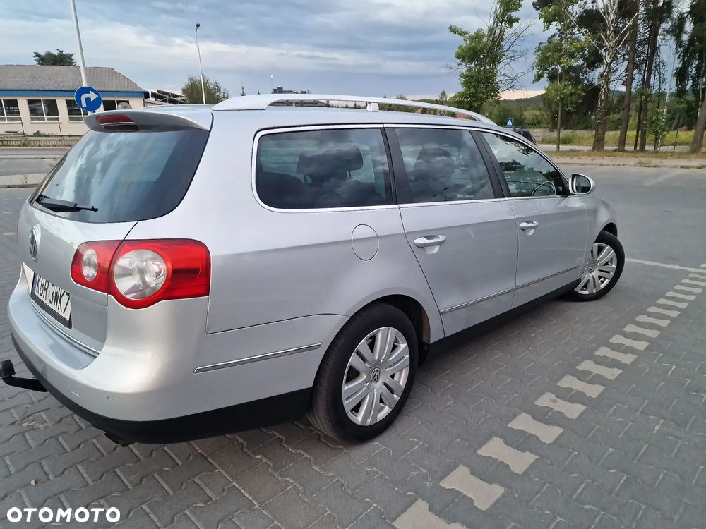 Volkswagen Passat 2.0 TDI DPF Highline DSG - 16