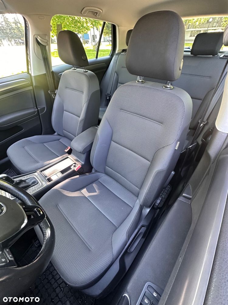 Volkswagen Golf 1.6 TDI SCR DSG Comfortline - 16