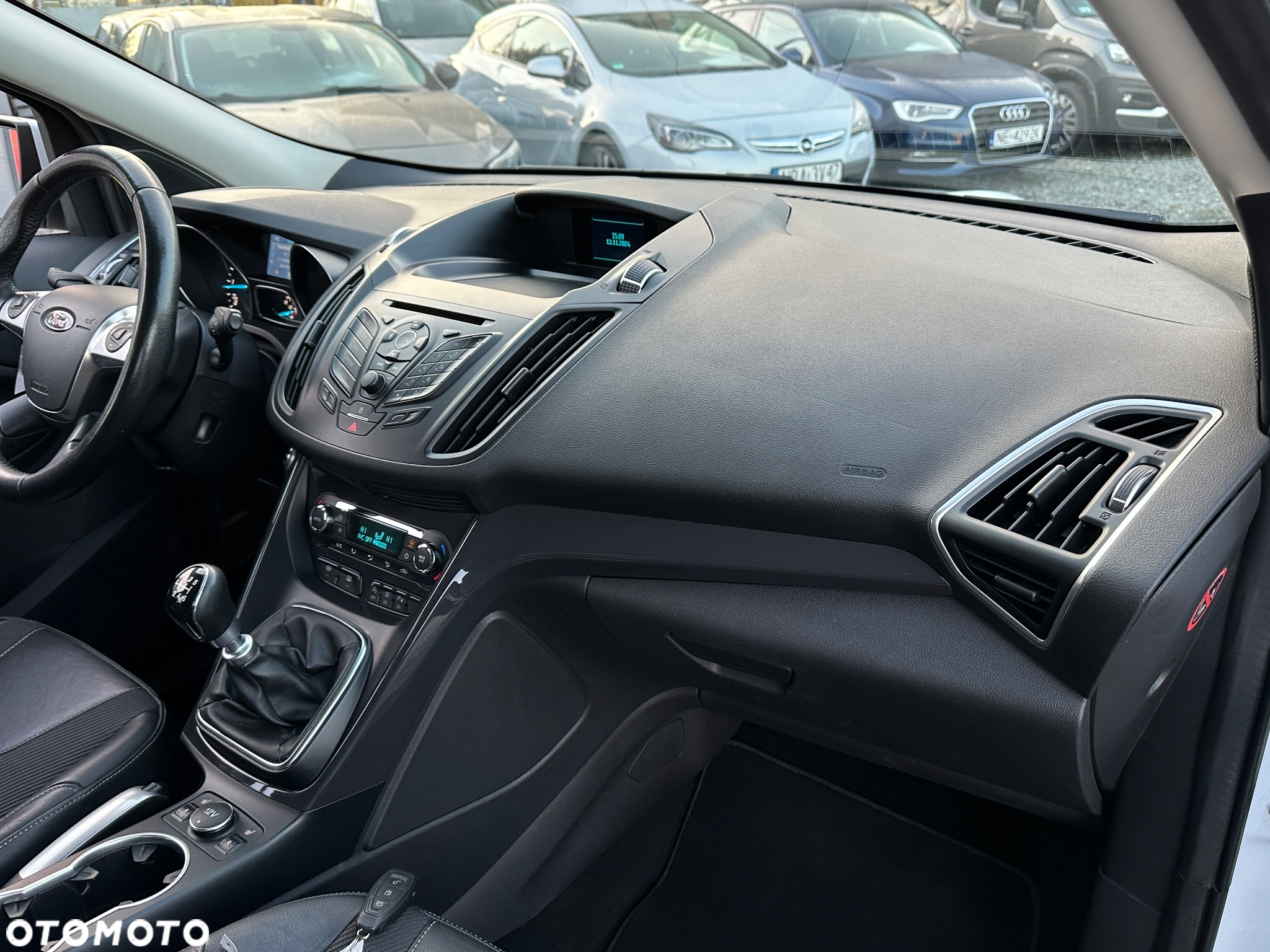 Ford Kuga 2.0 TDCi 2x4 Trend - 27