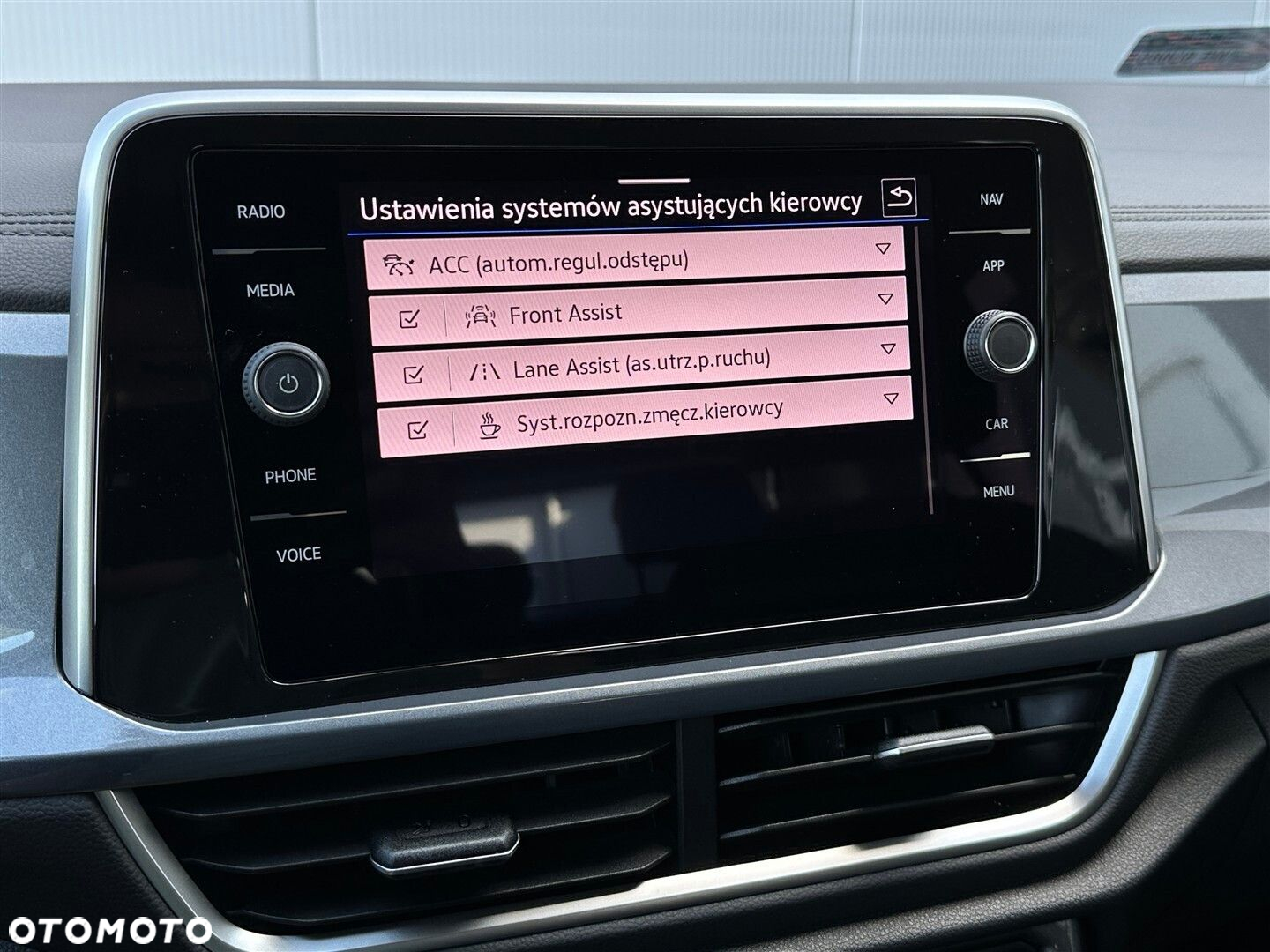Volkswagen T-Roc 1.5 TSI Style DSG - 25