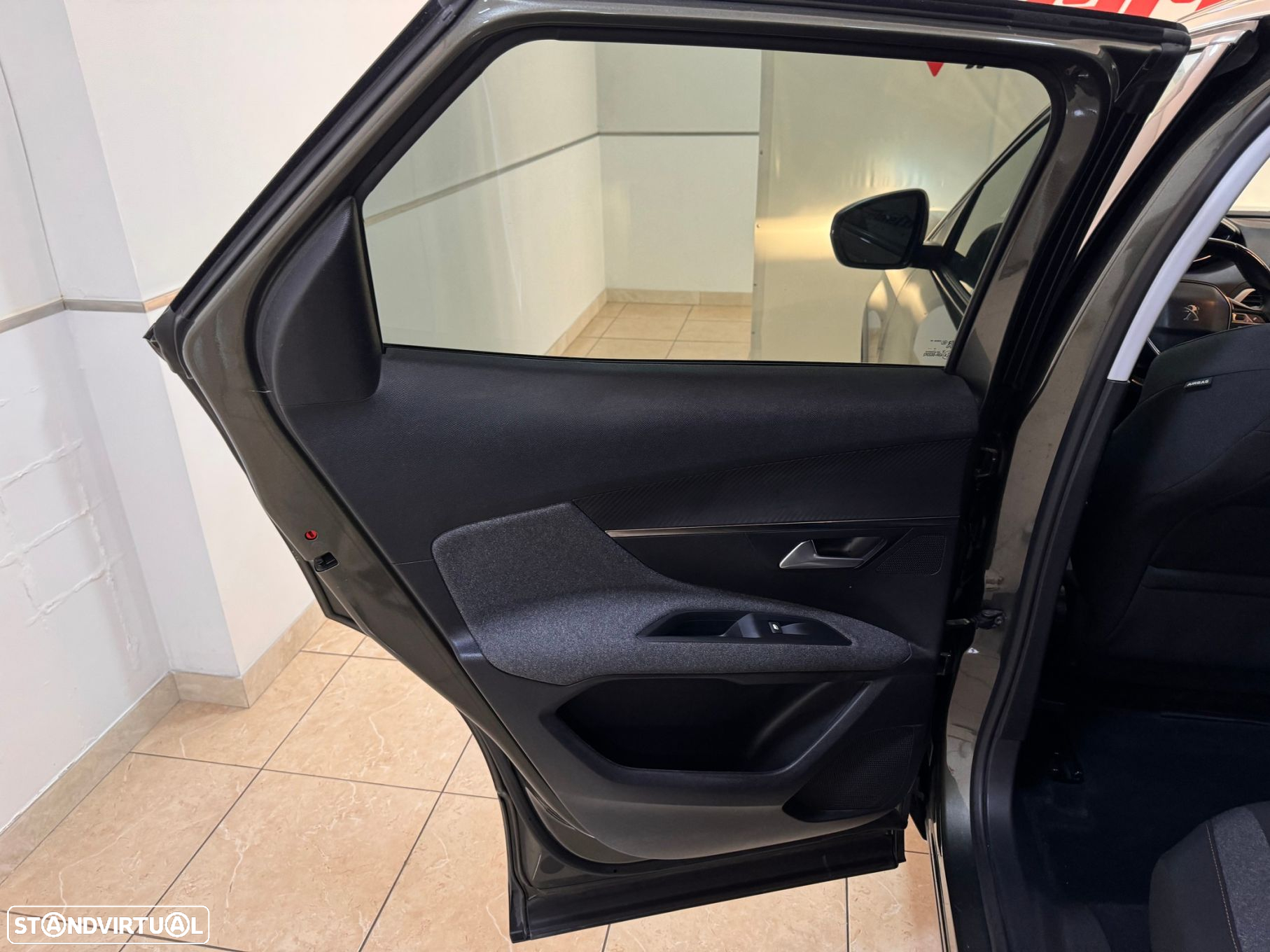 Peugeot 3008 1.5 BlueHDi Active - 34