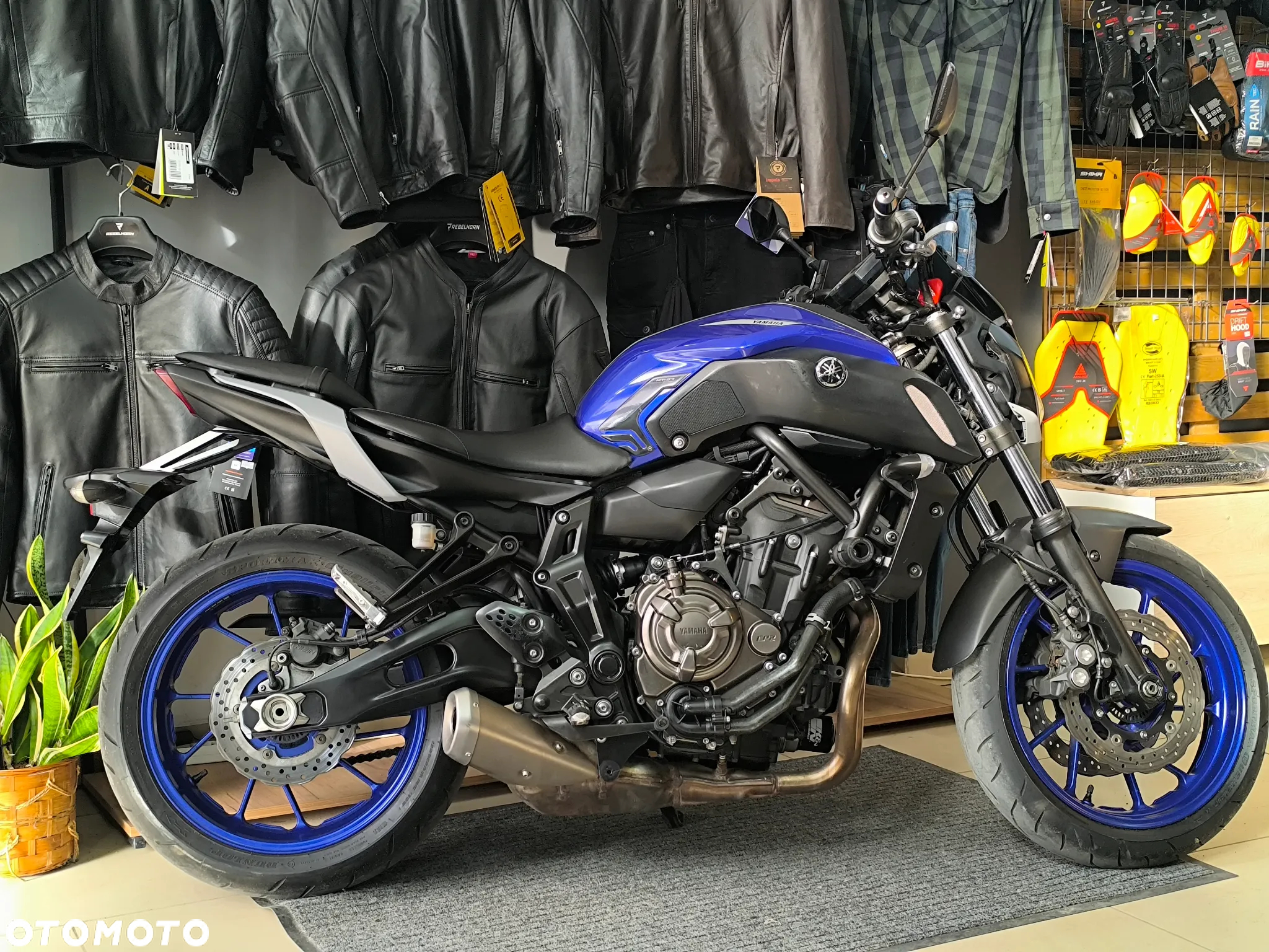 Yamaha MT - 15