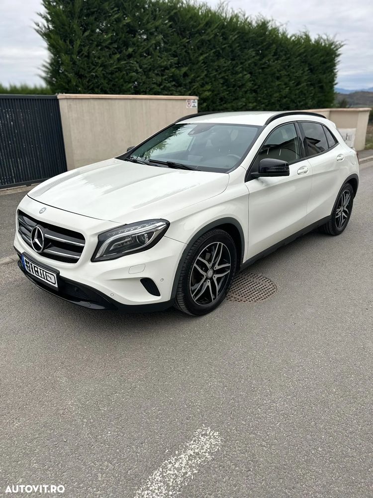 Mercedes-Benz GLA 220 CDI 4MATIC Aut. - 1