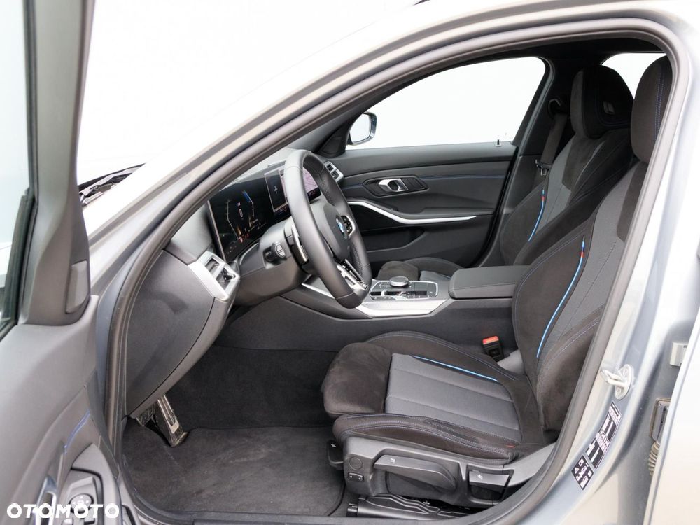 BMW Seria 3 330i xDrive M Sport sport - 13