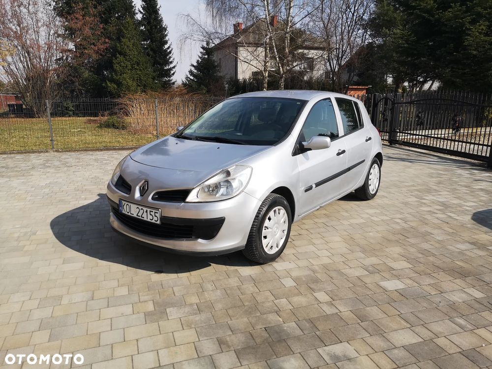 Renault Clio - 6