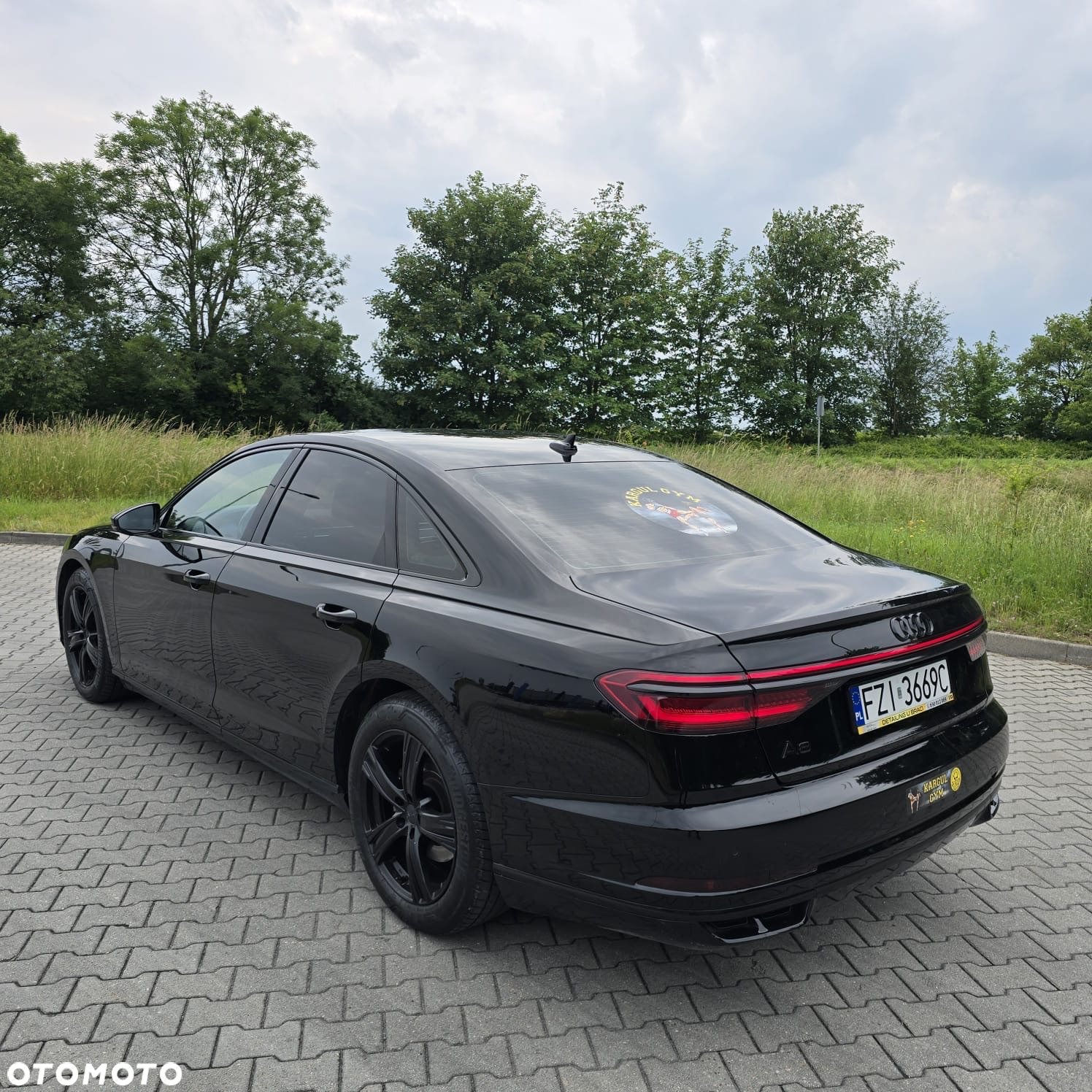 Audi A8 - 9