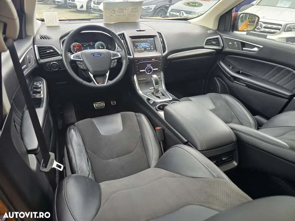 Ford Edge - 12