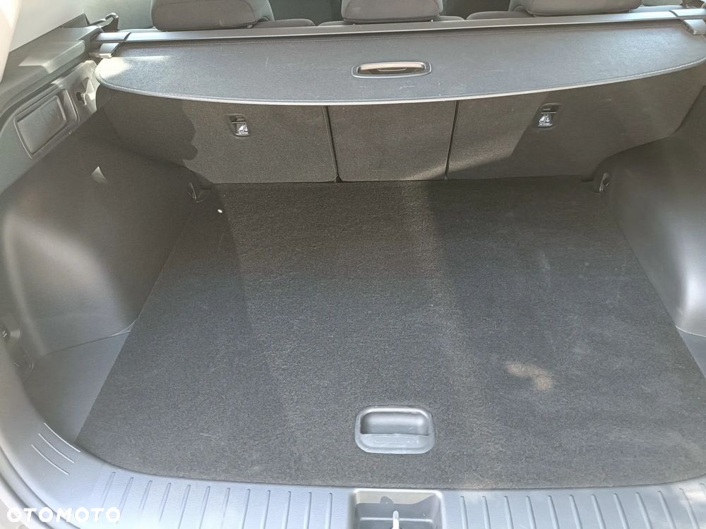 Kia Sportage 1.6 T-GDI M 2WD DCT - 19