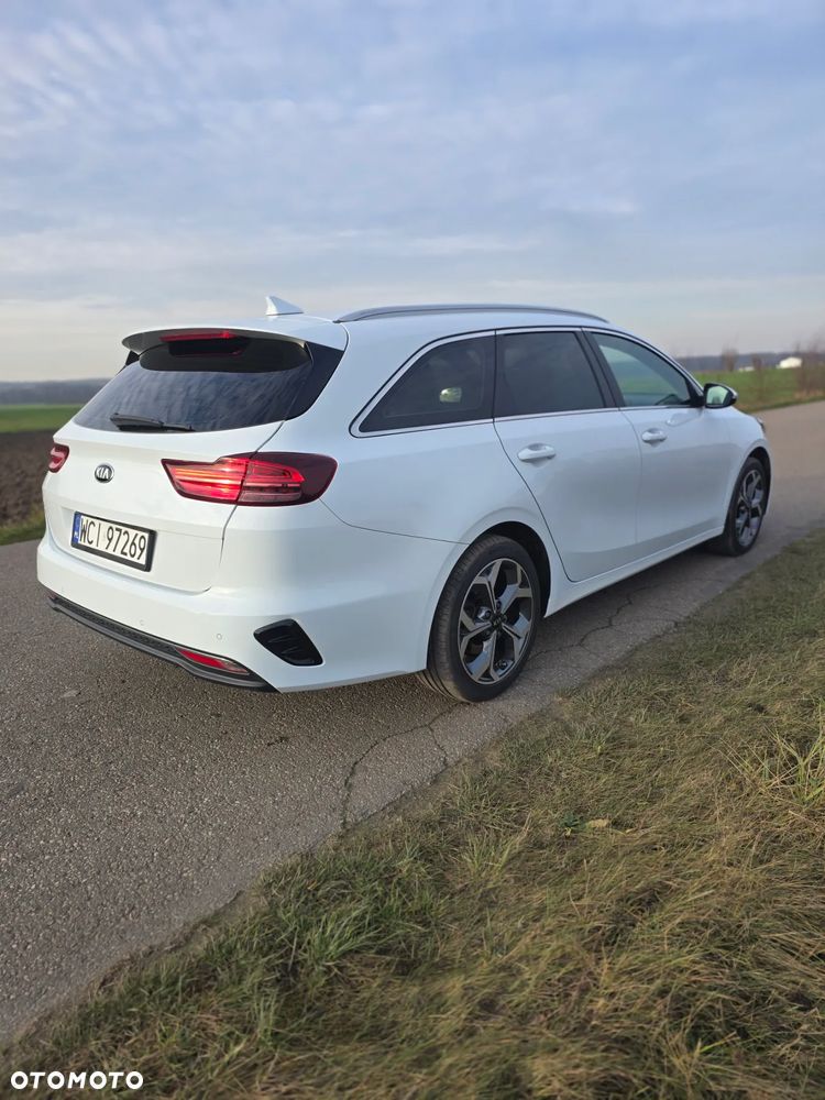 Kia Ceed 1.6 CRDi Spirit - 3