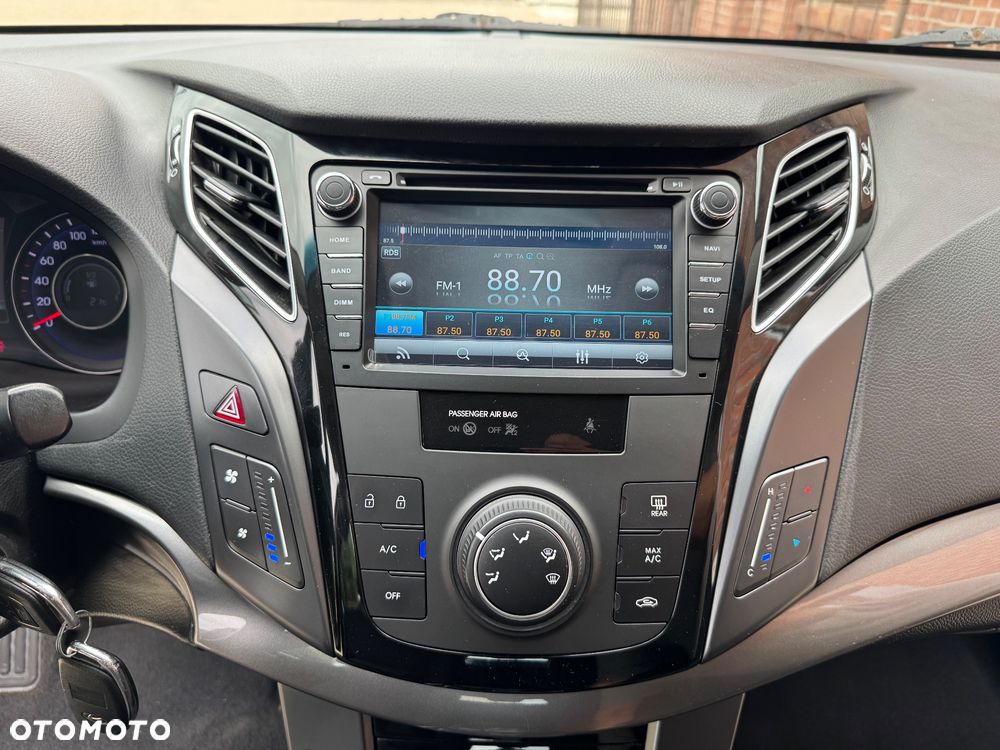 Hyundai i40 i40cw 1.6 Fifa World Cup Edition - 36