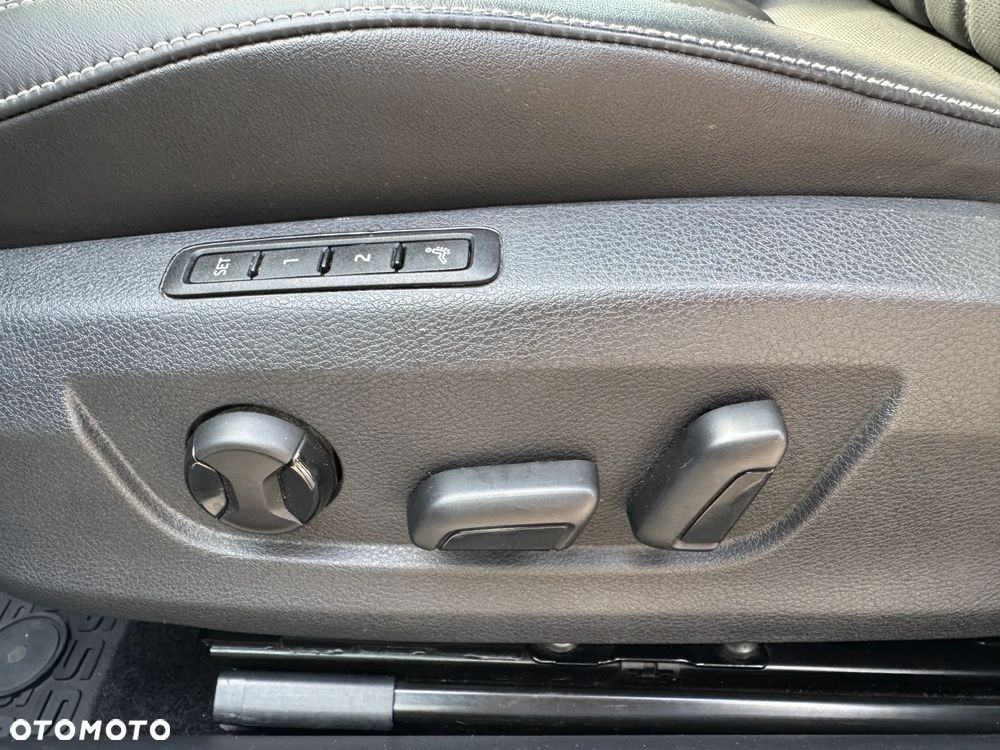 Skoda Superb 2.0 TSI 4x4 L&K DSG - 11