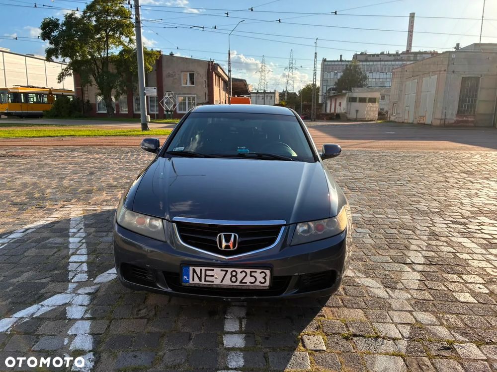 Honda Accord - 2