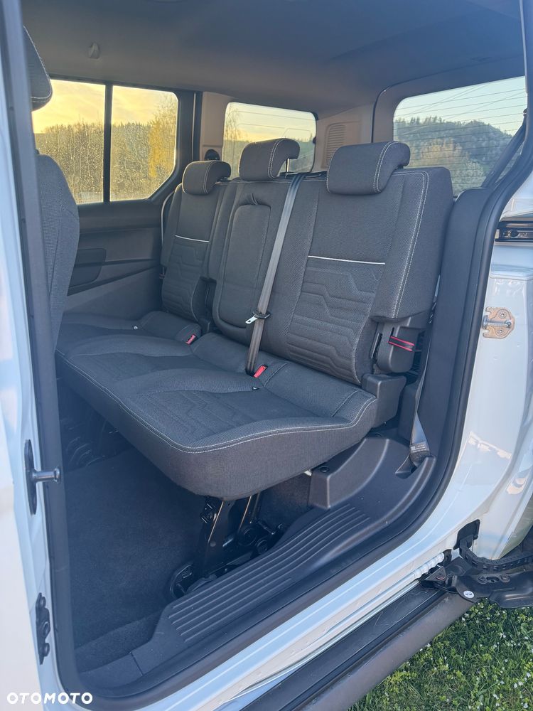 Ford Tourneo Connect Grand - 11
