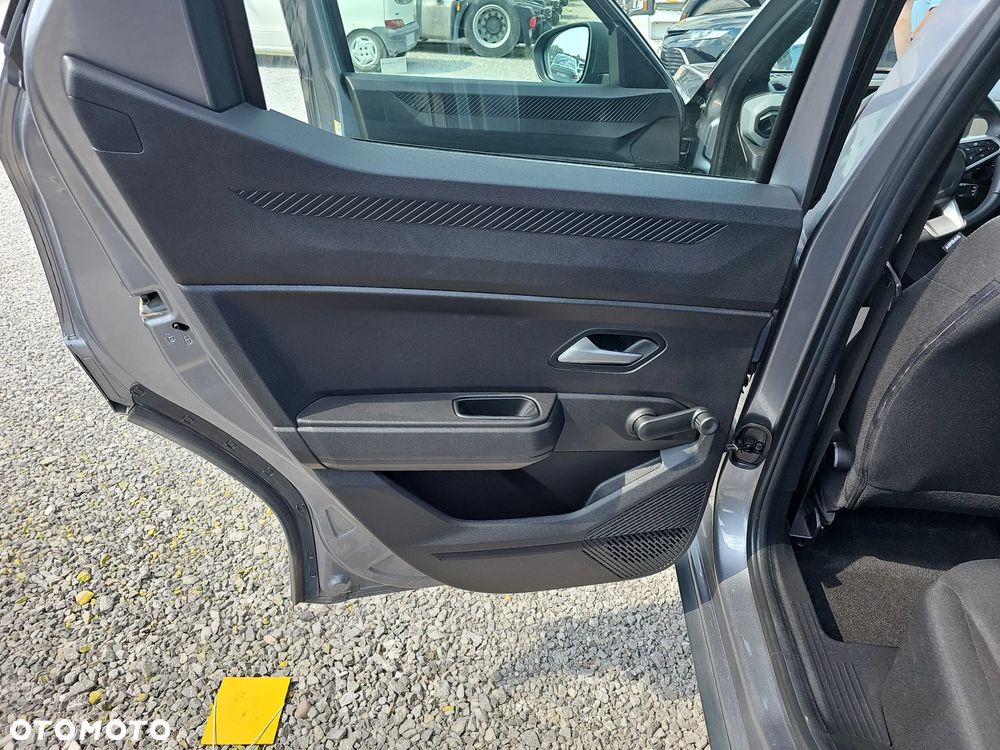 Dacia Duster 1.0 TCe Essential - 22