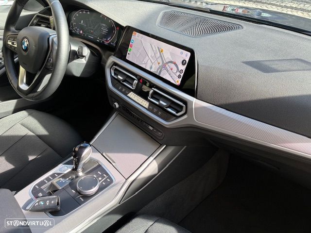 BMW 318 d Ultimate Auto - 22