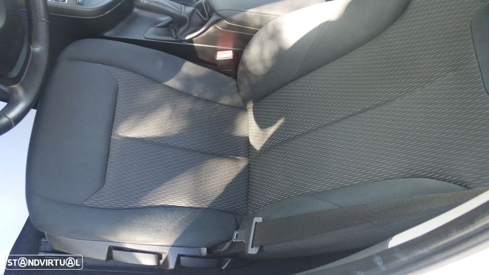 BMW 116 i Aut. Sport Line - 11