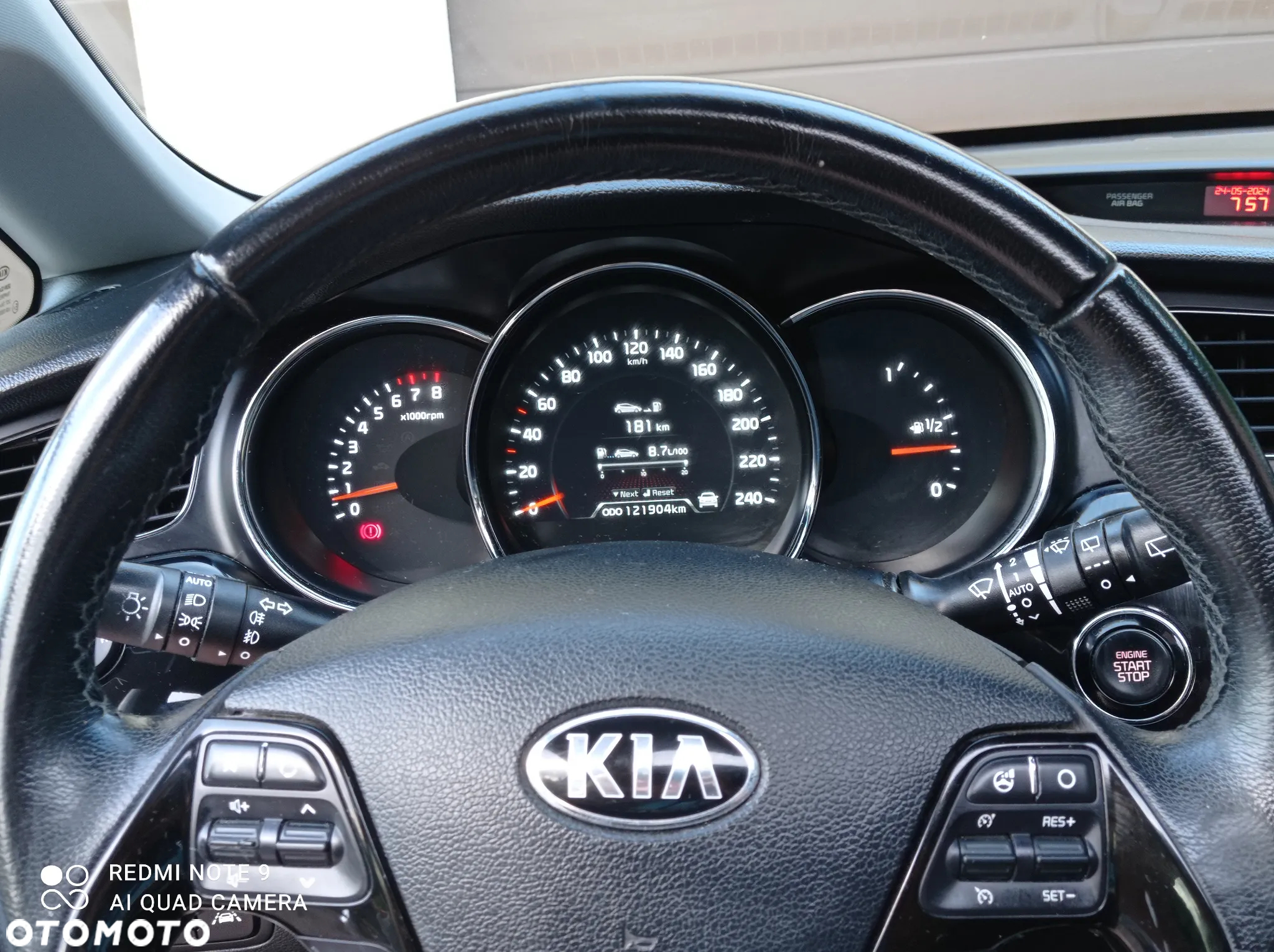 Kia Ceed Cee'd 1.6 GDI XL - 27