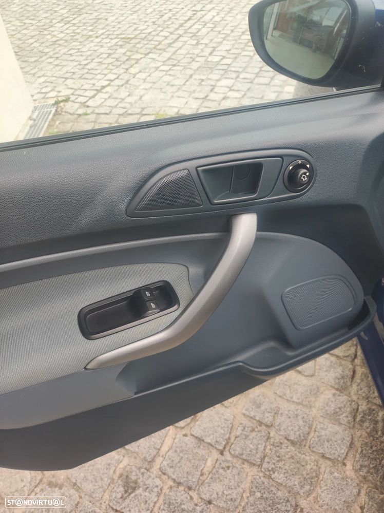 Ford Fiesta 1.25 Trend - 20