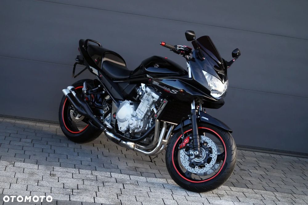 Suzuki Bandit - 1